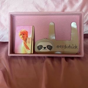 WTS $15

~ Taehyung pc LY ANSWER ver. E